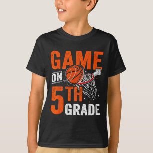 Leuke spelletjes op de vijfde klas basketbal eerst t-shirt