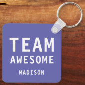 Leuke Team Geweldige Paarse Gepersonaliseerde Naam Sleutelhanger (Achterkant)