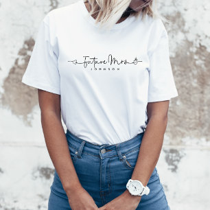 Leuke Toekomst Mrs Script Hart Ring Custom Bruilof T-shirt