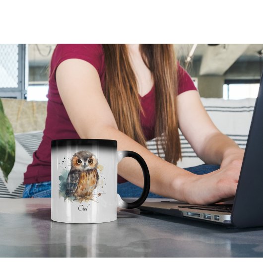 Leuke uil in de waterverf magische mok