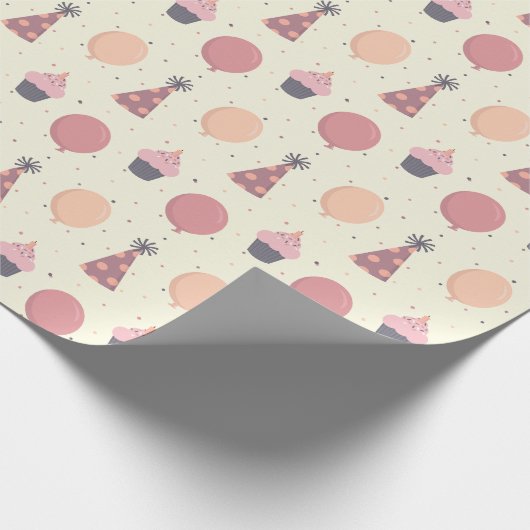 Leuke verjaardagsfeestjes dingen in gedempte tonen cadeaupapier (Hoek)