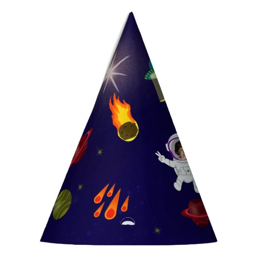 Leuke Verjaardagsruimte Astronaut Cartoon Party Pe Feesthoedjes (Links)