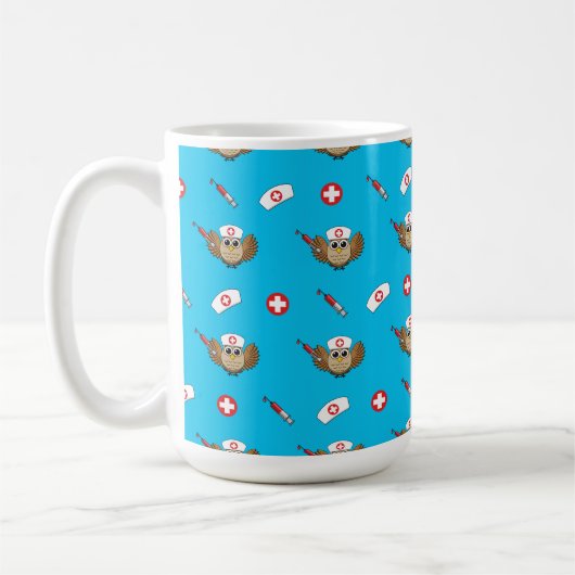 Leuke Verpleegkundige Uil met Spuit Cartoon Koffiemok (Links)