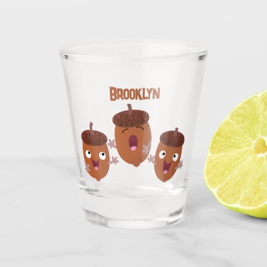 Leuke vrolijke eikels zingen cartoon voor kinderen shot glas (Voorkant)