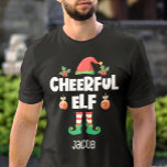 Leuke vrolijke elf grappige kerst naamgeving t-shirt<br><div class="desc">Dit hilarische, zelf-ironische gejuich-T-shirt, dat deel uitmaakt van een overeenkomend collectie voor zelfkledingkleding met geschenken voor elk familielid, zal je helpen om in de vakantiegeest te geraken. Deze leuke T-shirt is perfect voor elke kerstfamiliegame bijeenkomst en heeft een schattig pet en kleine poten, met de titel "Cheerful elf" in een...</div>