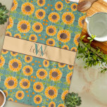 Leuke vrolijke zonnebloem aangepaste naam Initiaal Theedoek<br><div class="desc">Leuk Chic Gepersonaliseerde Naam Initiaal Bloemenmotief Moderne keukenhanddoek. Deze kleurrijke zonnebloem keukenhanddoeken zijn perfect om een pop kleur aan uw keuken toe te voegen. Maak ze uniek voor u door jouw naam of favoriete offerte toe te voegen. Of je nu een doorgewinterde chef-kok bent of een aspirant huiskok, deze handdoeken...</div>