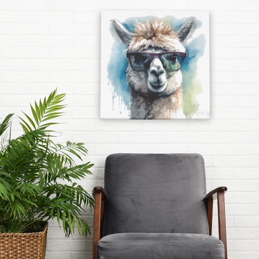 Leuke witte alpaca met een zonnebril poster