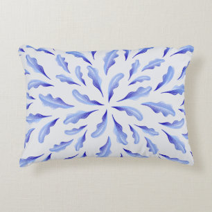 Leuke witte blauwe eenvoudige bladeren bloemen accent kussen