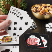 Leuke witte kat met garen bal pokerkaarten (Insitu)