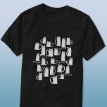 Leuke witte katten t-shirt<br><div class="desc">Schattige klein wit kitty kattenpatroon,  ideaal voor dier- en dierenliefhebbers. Originele versie door Nic Squirrell.</div>