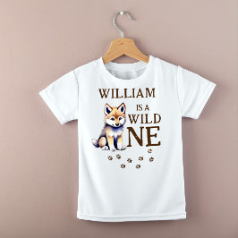 Leuke wolf welp wild een bosrijke verjaardagsfeest
