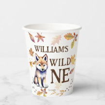 Leuke wolf welp wild een bosrijke verjaardagsfeest