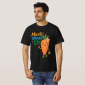 Leuke Wortel Masti Modus AAN Heren T-Shirt Grappig (Voorkant volledig)