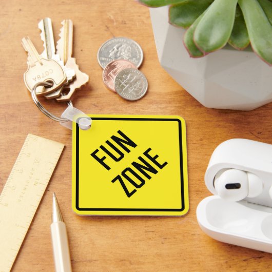 Leuke Zone Metalen Vierkante Sleutelhanger (Bureau)