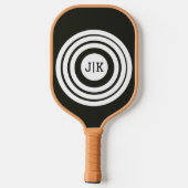 Leuke zwarte en witte doelinitiëlen  pickleball paddle (Achterkant)