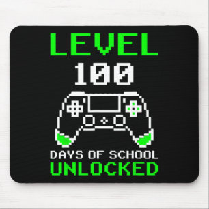 Level 100-dagen game-spel zonder vergrendeling op muismat