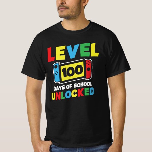 Level 100 dagen school vrijgespeeld t-shirt (Voorkant)