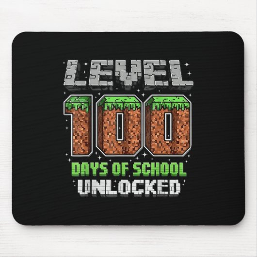 Level 100 Days of School ontgrendeld Pixel-videoga Muismat (Voorkant)
