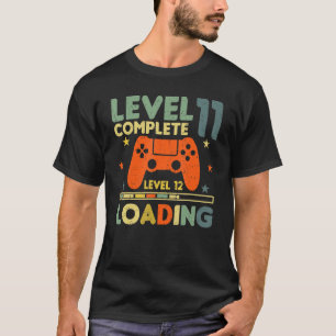 Level 11 Voltooid Level 12 Laden 11e Verjaardag V T-shirt