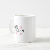 Level 18 Ontgrendeld Roze Verjaardagsmok Koffiemok (Voorkant links)