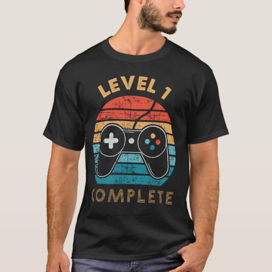 Level 1 Complete Gamer Birthday-cadeau T-shirt (Voorkant)