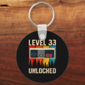 Level 33 Ontgrendelde Videospelcontroller Verjaard Sleutelhanger (Voorkant)