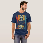 Level 49 Ontgrendelde Gamecontroller 49e Verjaarda T-shirt (Voorkant volledig)