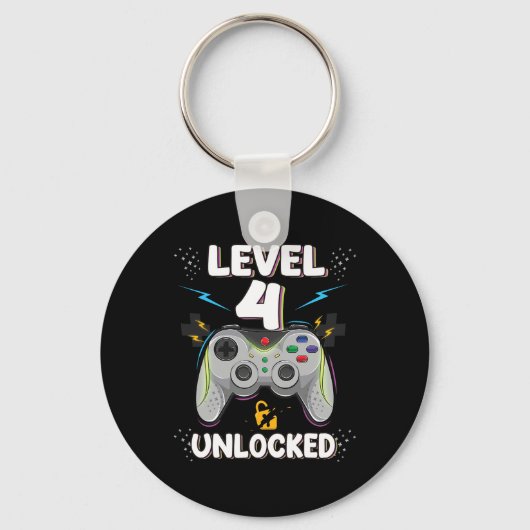 Level 4 Ontgrendeld Videospel 4e Verjaardag Gamer Sleutelhanger (Voorkant)