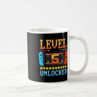 Level 5 Ontgrendeld 5e Verjaardag T-shirt Videospe Koffiemok