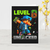 Level 8 Ontgrendeld Funny Verjaardag Jongen Pixel  Kaart (Gele Bloem)