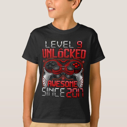 Level 9 Unlocked 9 Year Old For Boys 9th Birthday  T-shirt (Voorkant)