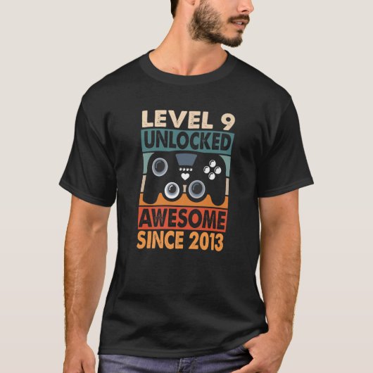 Level 9 Unlocked Awesome 2013 Video Game 8Th Birth T-shirt (Voorkant)