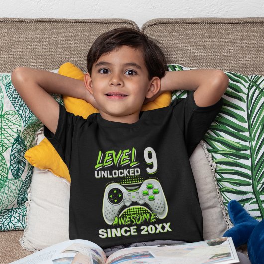 Level 9 Unlocked - Fun Birthday 9 Gamer T-shirt