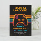 Level Up Gamer Birthday Invitation – Neon Game Kaart (Staand voorkant)