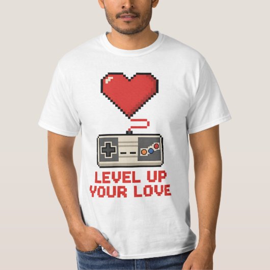 Level Up Your Love, Retro Pixel Gaming Design T-shirt (Voorkant)