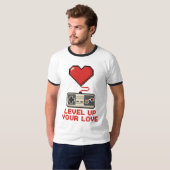 Level Up Your Love, Retro Pixel Gaming Design T-shirt (Voorkant volledig)