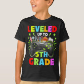 Leveled tot 5th Grade Back to School videogame T-shirt (Voorkant)