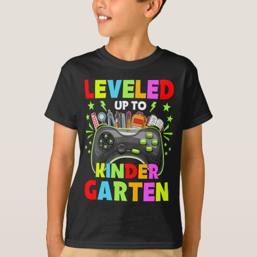 Leveled tot Kindergarten Terug naar School gamer T-shirt (Voorkant)