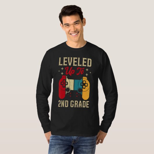 Leveled Up To 2nd Grade Gamer Back To School First T-shirt (Voorkant volledig)