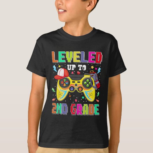 Leveled Up To 2nd Grade Gamer First Day Boys Ck To T-shirt (Voorkant)