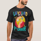 Leveled Up To 6th Grade Students Education Back To T-shirt (Voorkant)