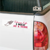 Leven 1 mijl per keer bumpersticker (Op Truck)