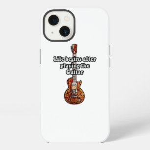 Leven begint na het gitaar spelen. retro kleuren iPhone 13 hoesje