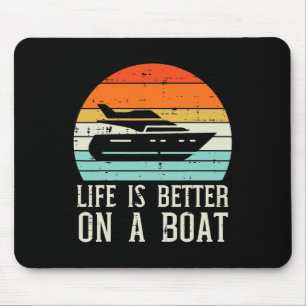 Leven Beter Op Boot Zonsondergang Retro Jacht Kapi Muismat
