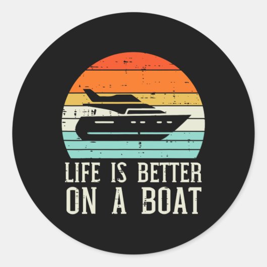 Leven Beter Op Boot Zonsondergang Retro Jacht Kapi Ronde Sticker (Voorkant)