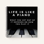 Leven is als een piano Inspirerend Notitieboek (Voorkant)