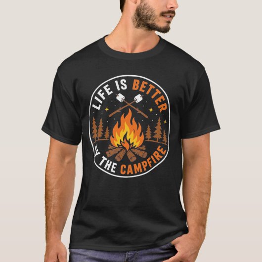 Leven is beter bij het kampvuur kamperen camper t-shirt (Voorkant)