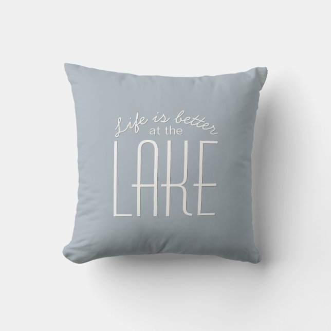Leven is beter bij het meer Cute Quote Chic typogr Buitenkussen (Voorkant)