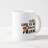 Leven is beter met FRIENDS™ Chibi-kunst Grote Koffiekop (Voorkant rechts)