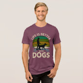 Leven is beter met honden Retro Sunset T-Shirt (Voorkant volledig)